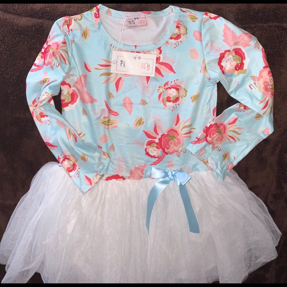 Aqua with Beautiful Flowers🌸and White tulle dress